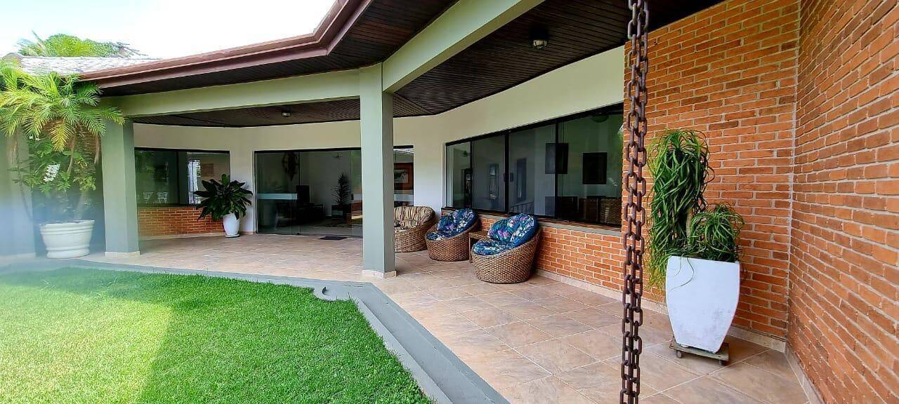 Casa à venda com 6 quartos, 800m² - Foto 7