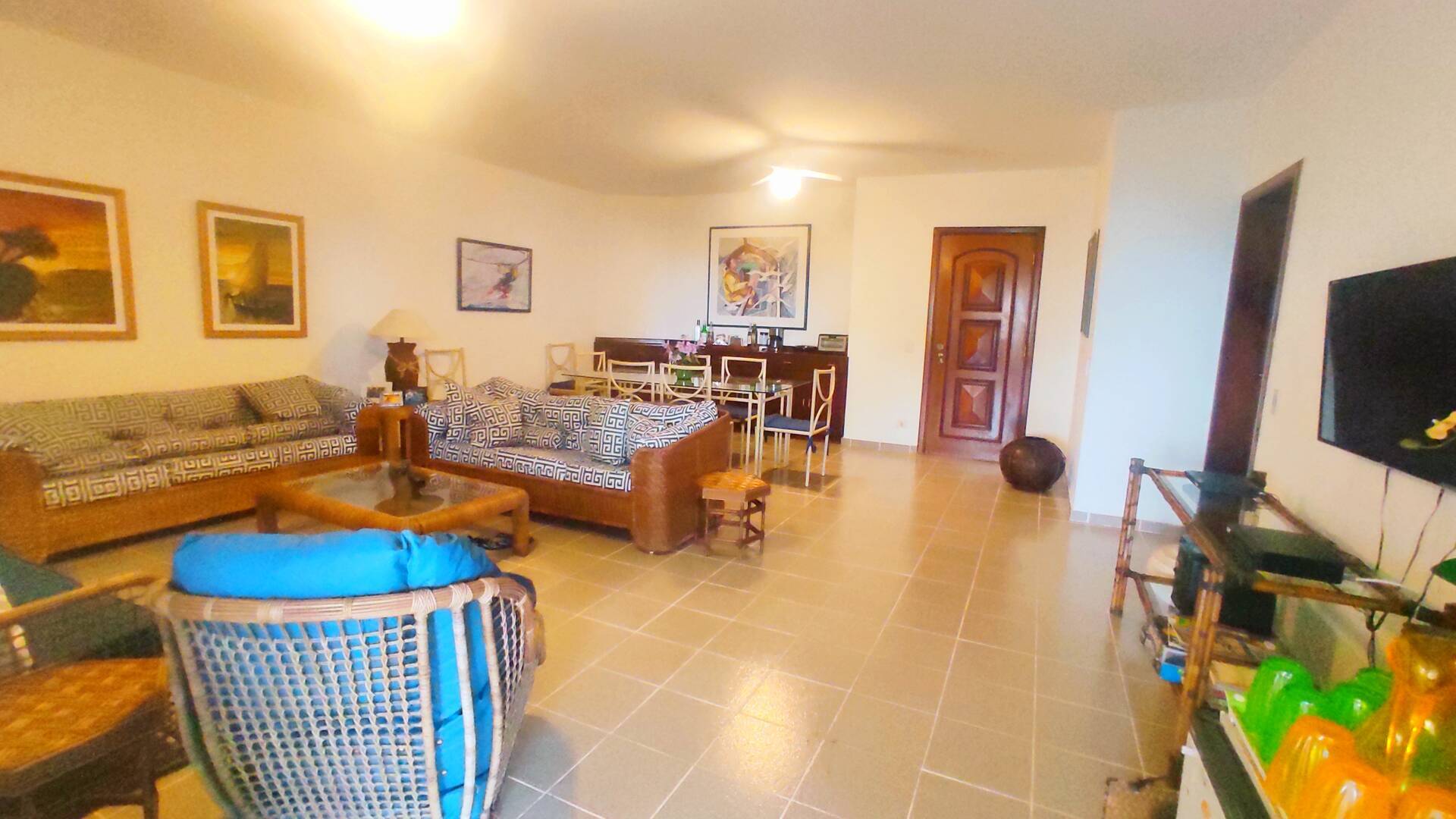 Apartamento à venda com 3 quartos, 135m² - Foto 1