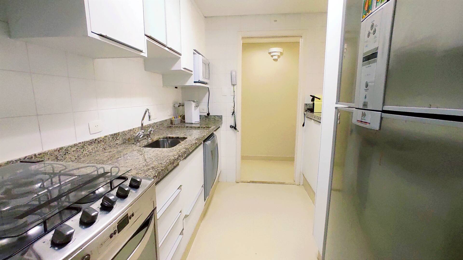 Apartamento à venda com 3 quartos, 106m² - Foto 10