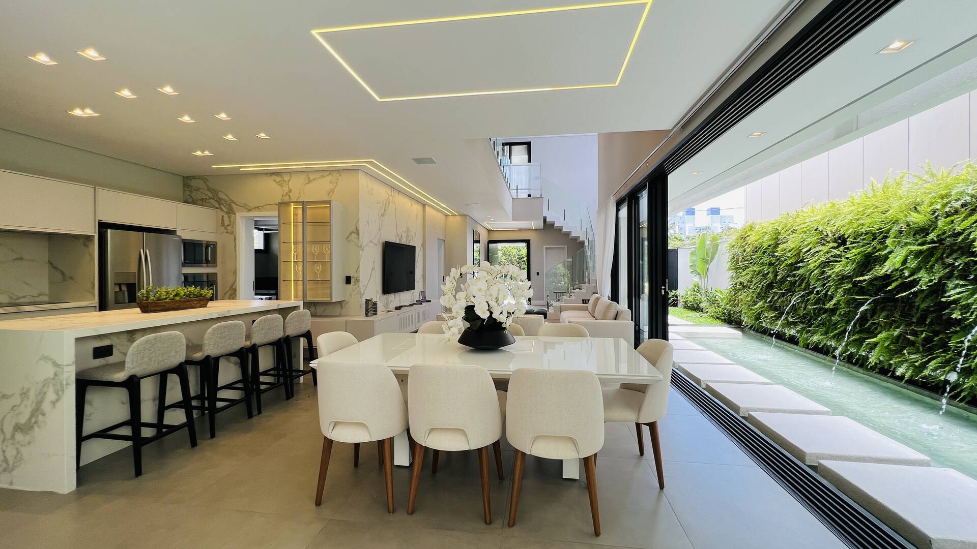 Casa à venda com 5 quartos, 415m² - Foto 14