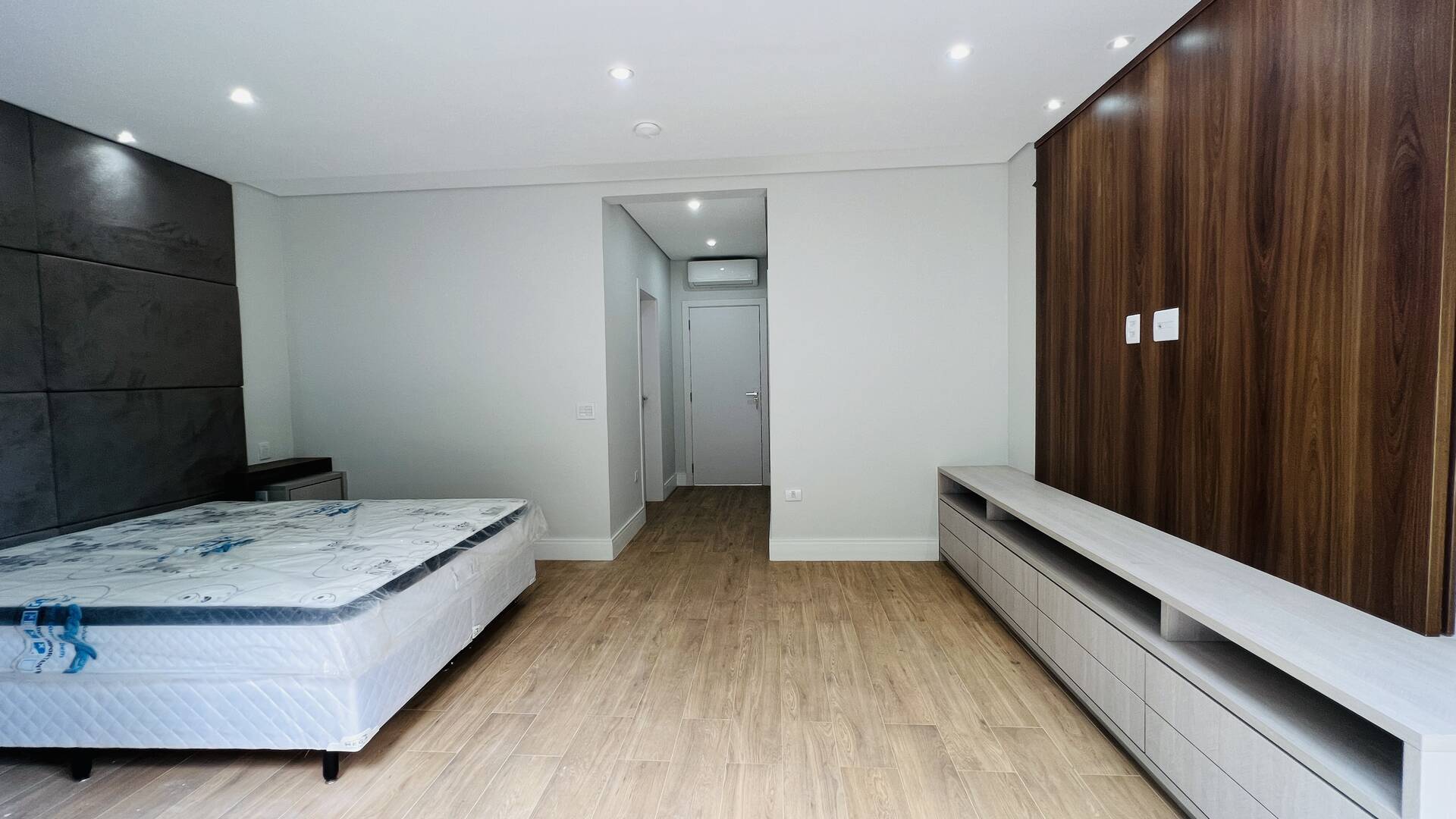 Casa à venda com 5 quartos, 416m² - Foto 17