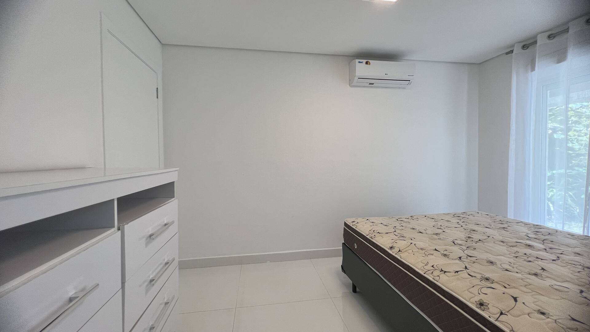 Casa à venda com 4 quartos, 320m² - Foto 20