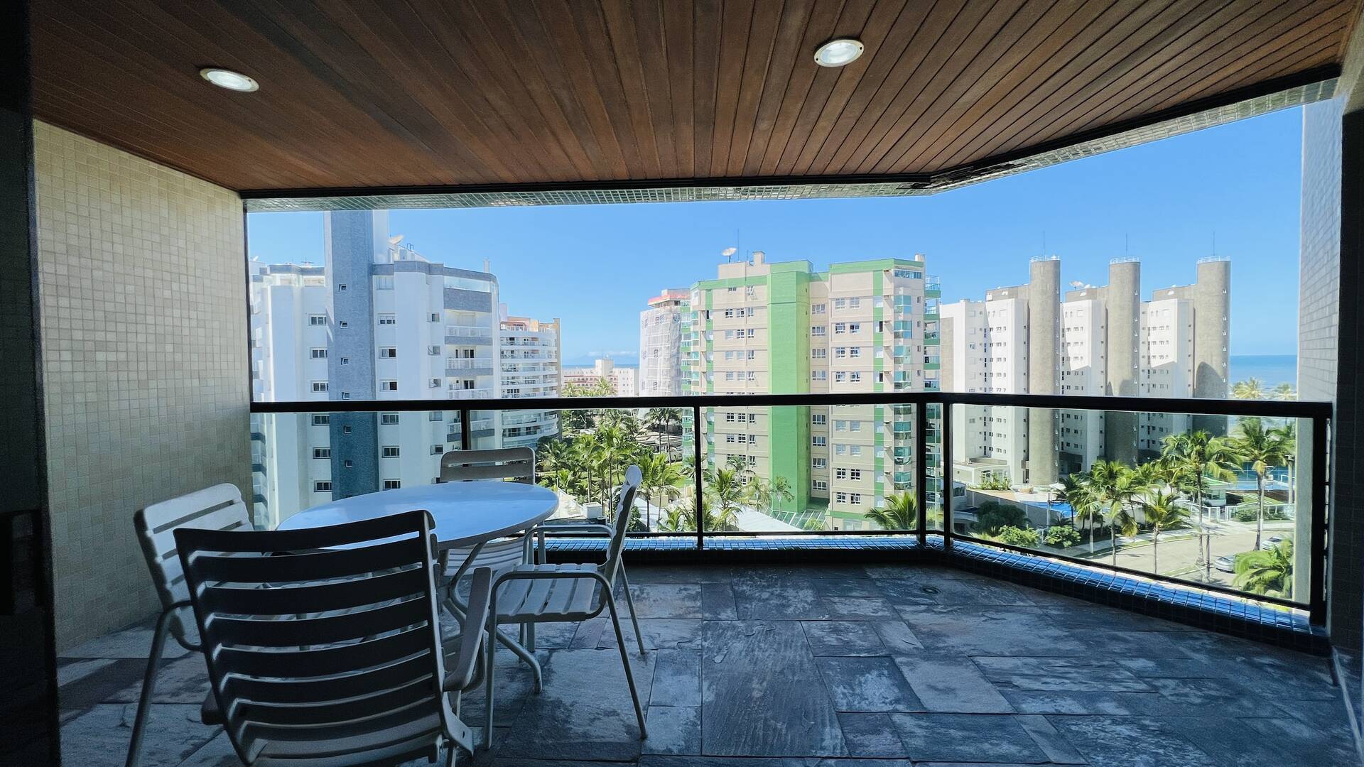 Apartamento à venda com 4 quartos, 180m² - Foto 11