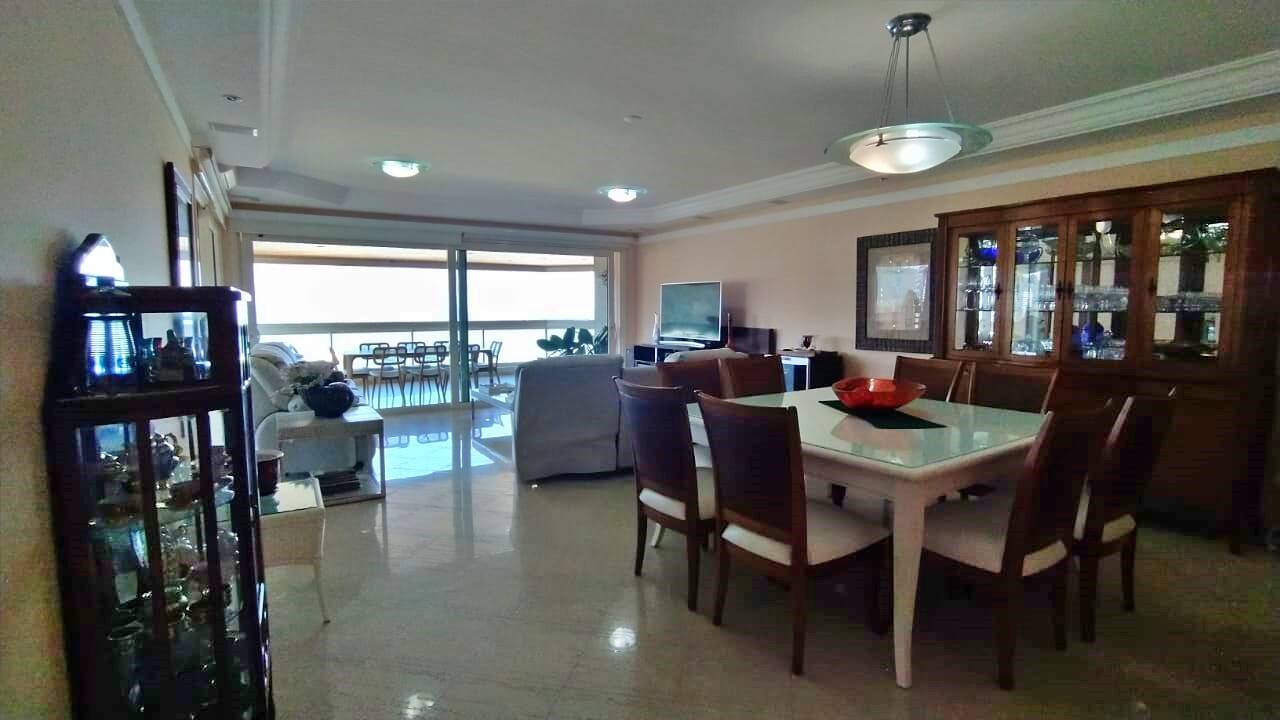 Apartamento à venda com 4 quartos, 258m² - Foto 10