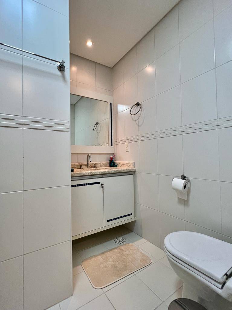 Apartamento para alugar com 4 quartos, 137m² - Foto 16