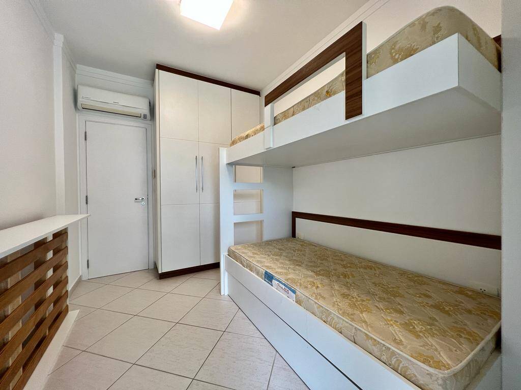 Apartamento para alugar com 4 quartos, 137m² - Foto 20