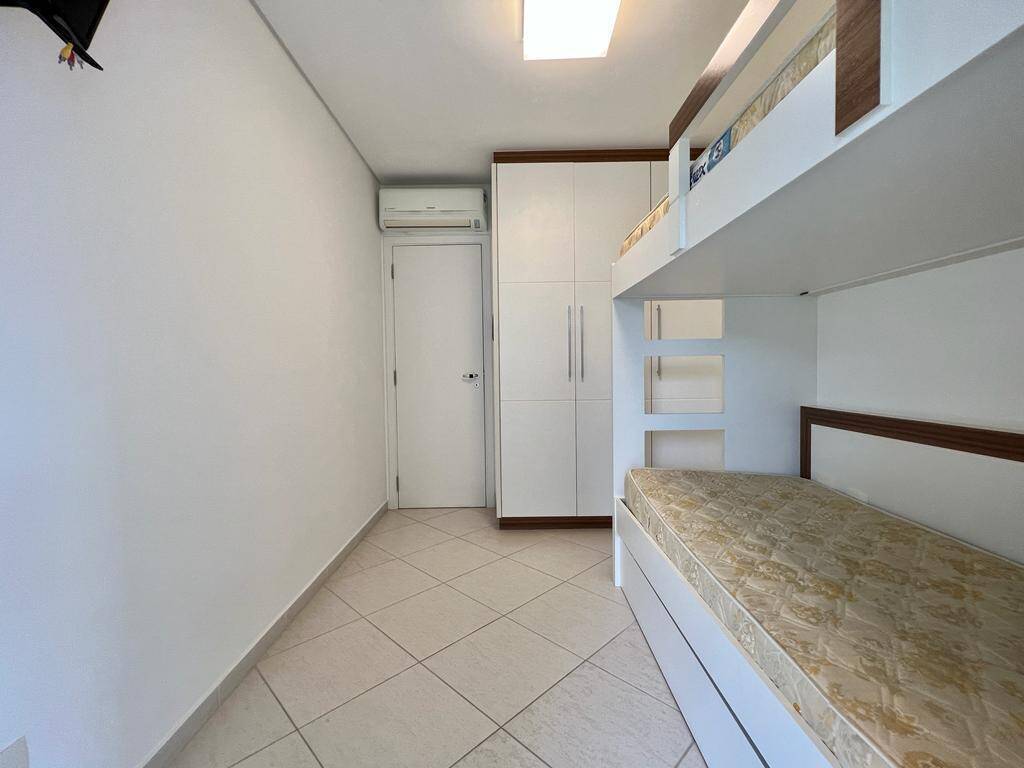 Apartamento para alugar com 4 quartos, 137m² - Foto 22