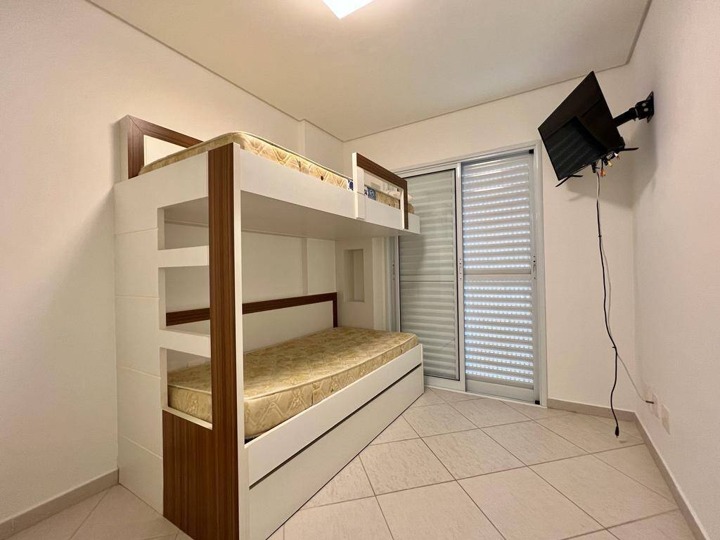 Apartamento para alugar com 4 quartos, 137m² - Foto 23