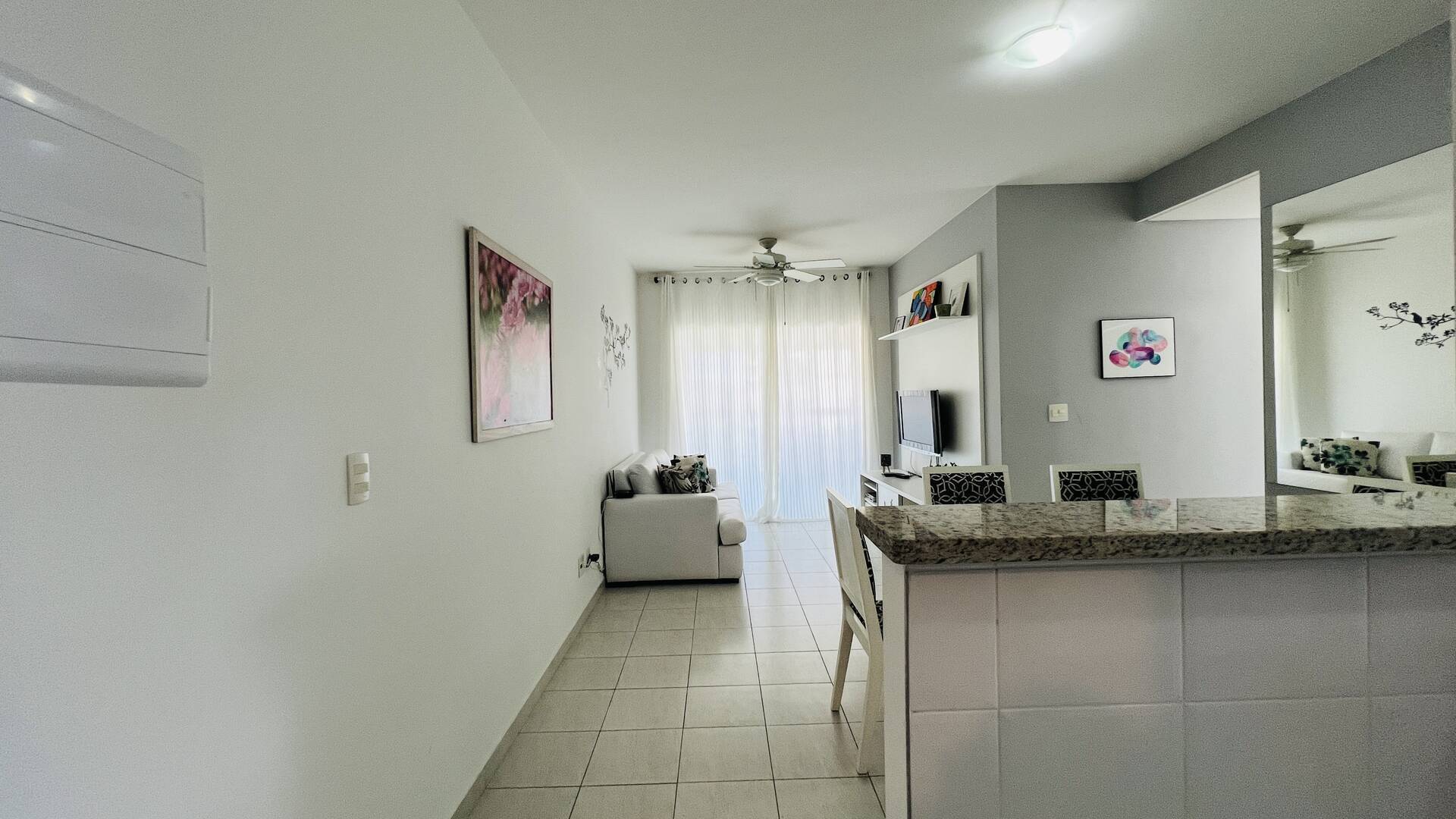 Apartamento à venda com 3 quartos, 84m² - Foto 2