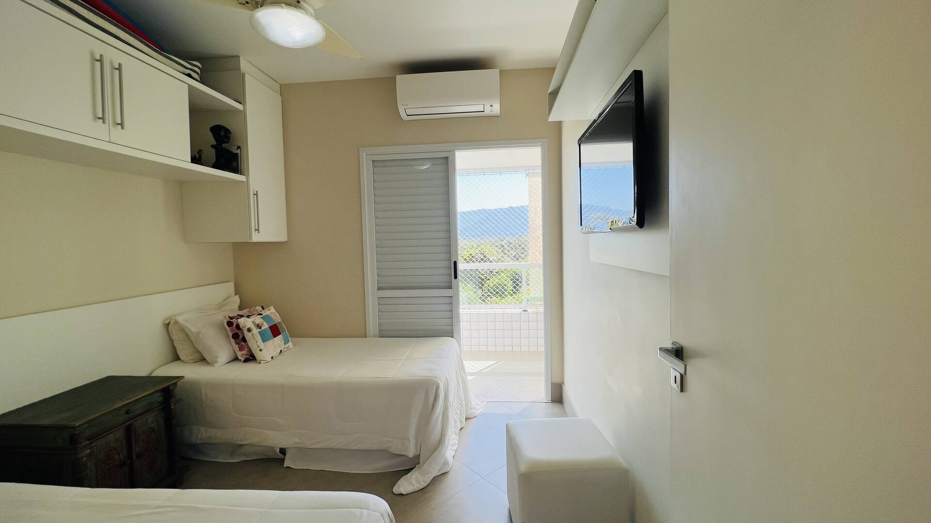 Apartamento à venda com 3 quartos, 102m² - Foto 3