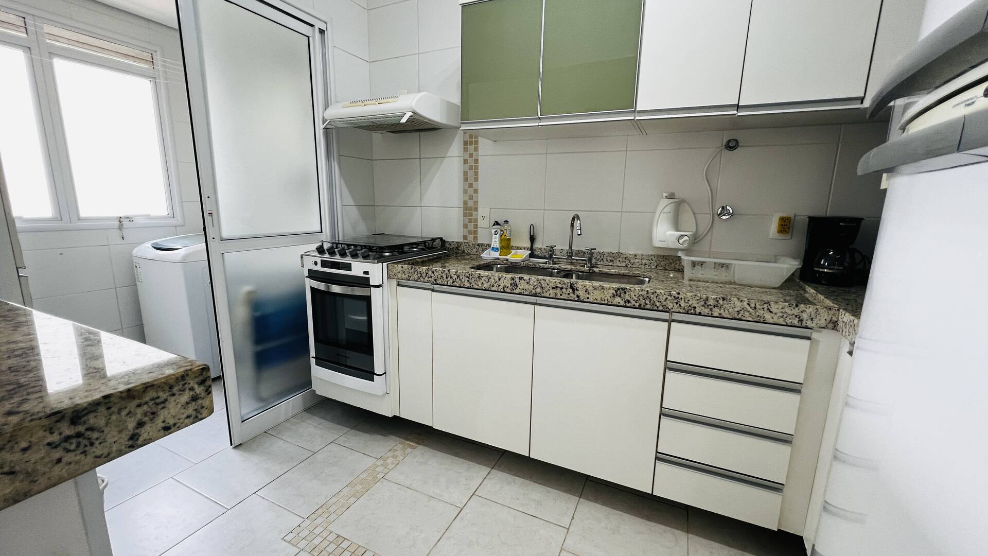 Apartamento à venda com 3 quartos, 111m² - Foto 8