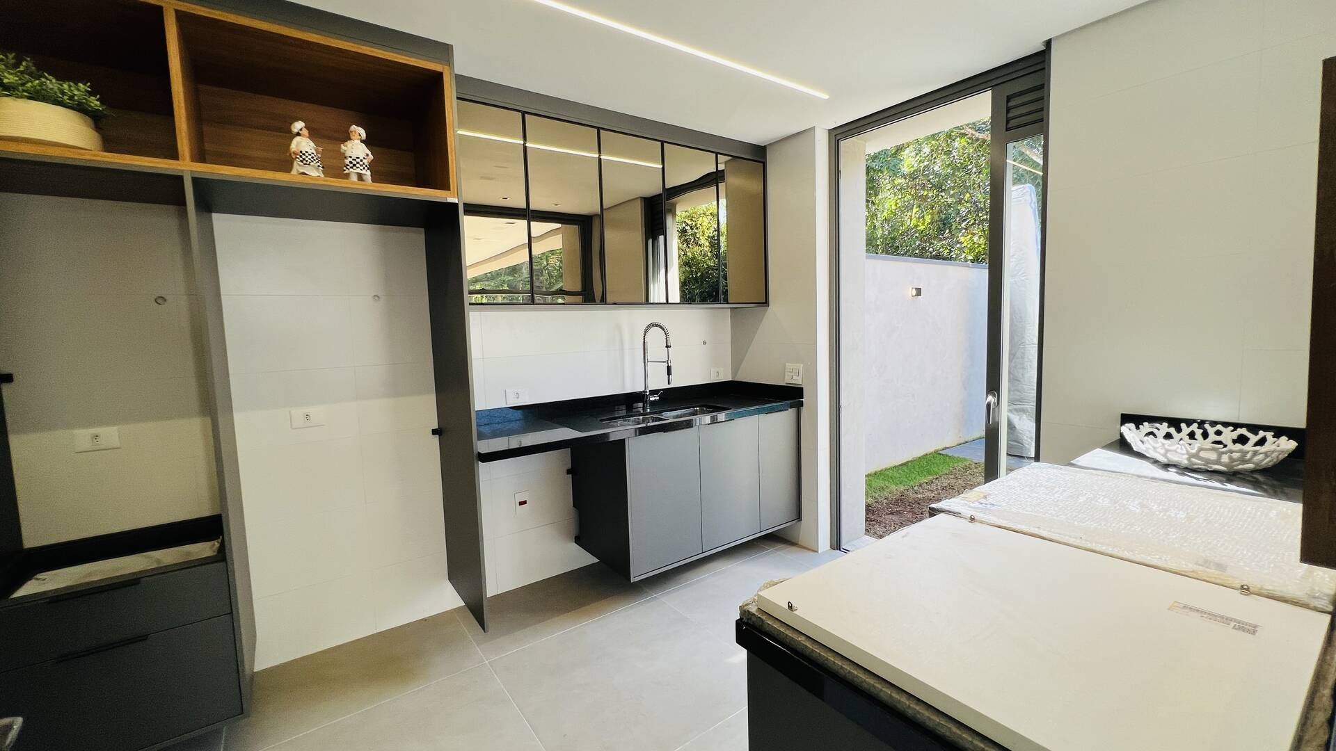 Casa à venda com 4 quartos, 516m² - Foto 4