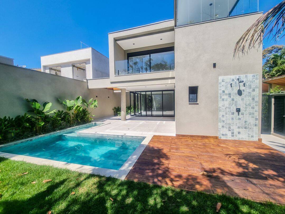 Casa à venda com 4 quartos, 355m² - Foto 19