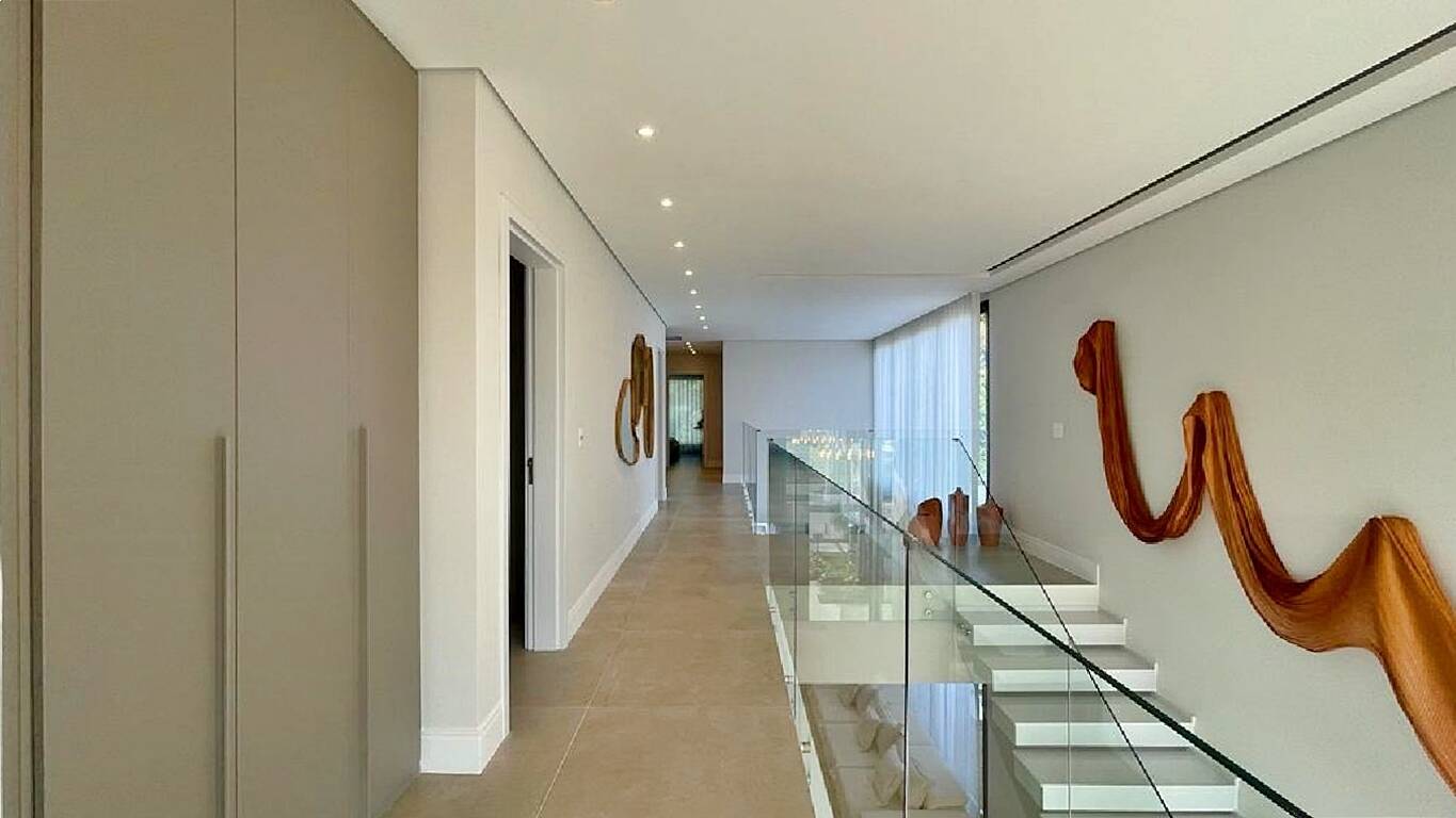 Casa à venda com 6 quartos, 420m² - Foto 14