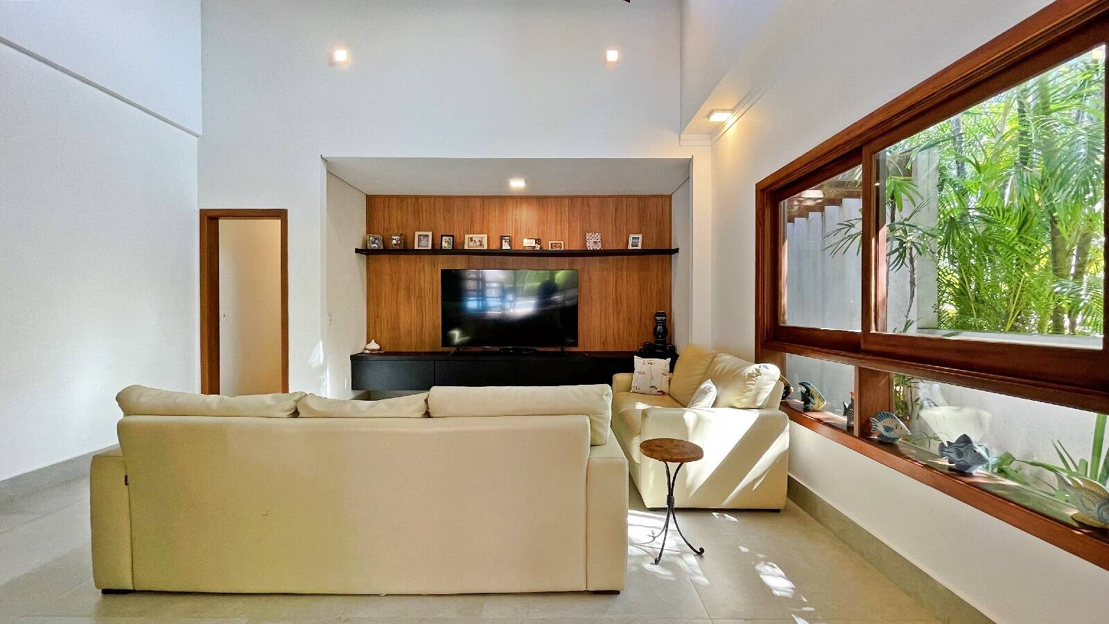 Casa à venda com 6 quartos, 296m² - Foto 21