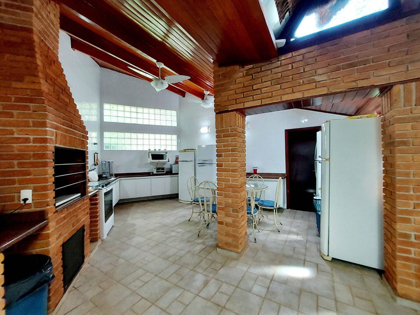 Casa à venda com 7 quartos, 836m² - Foto 26