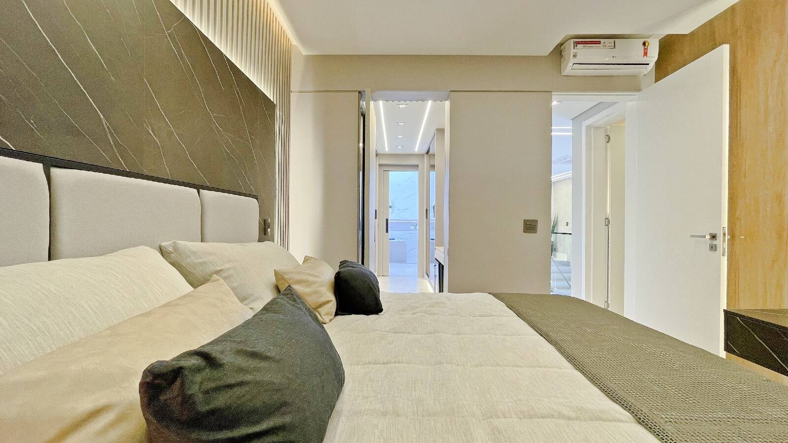 Casa à venda com 5 quartos, 330m² - Foto 63