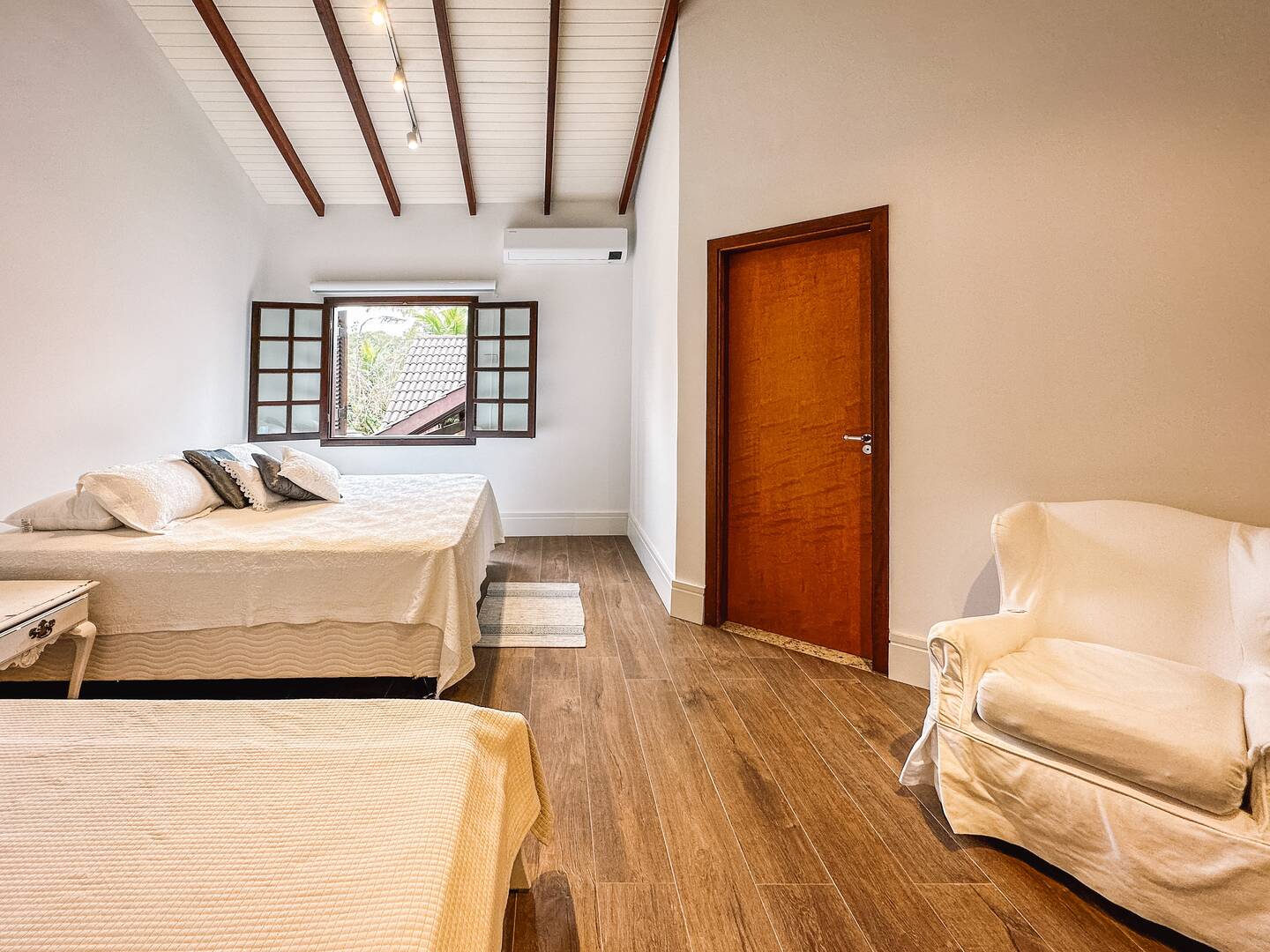 Casa à venda com 4 quartos, 320m² - Foto 41