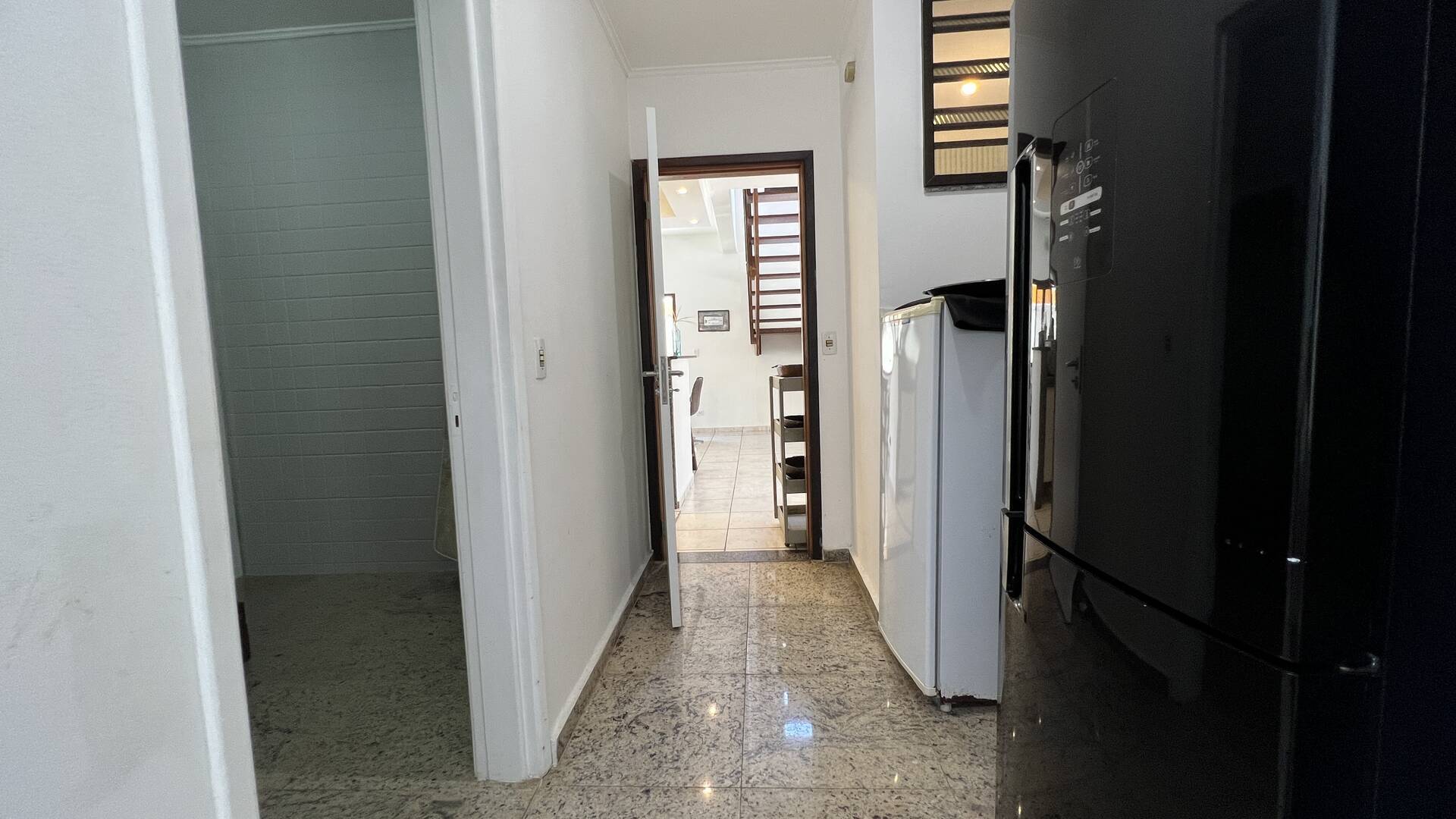 Casa à venda com 5 quartos, 300m² - Foto 50