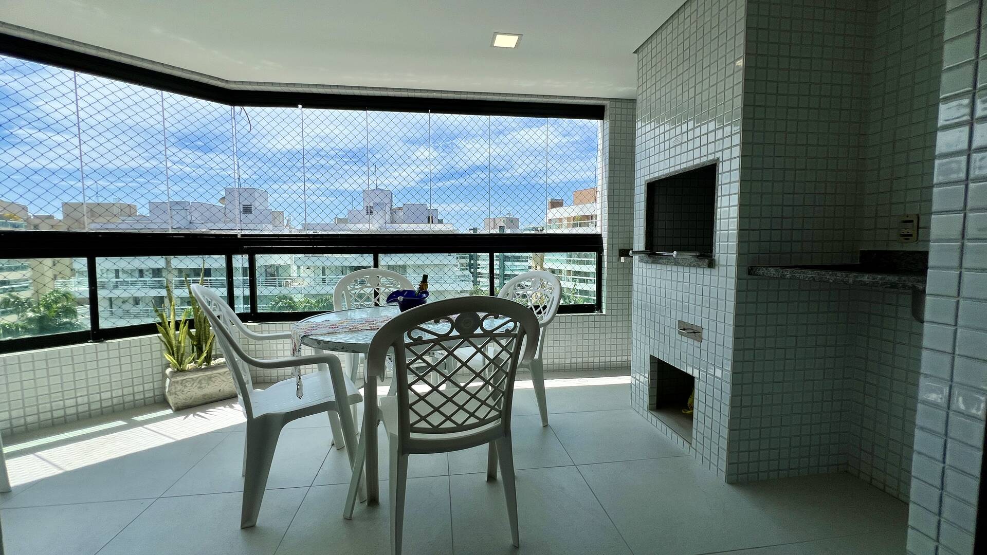 Apartamento à venda com 3 quartos, 94m² - Foto 10