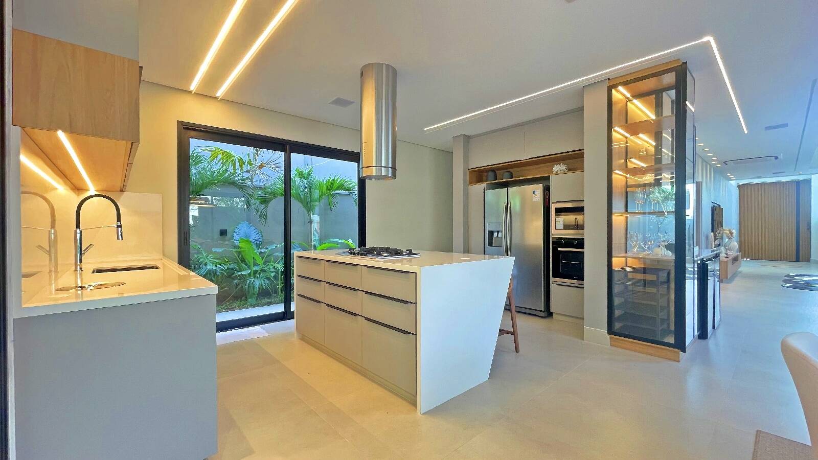 Casa à venda com 6 quartos, 415m² - Foto 36