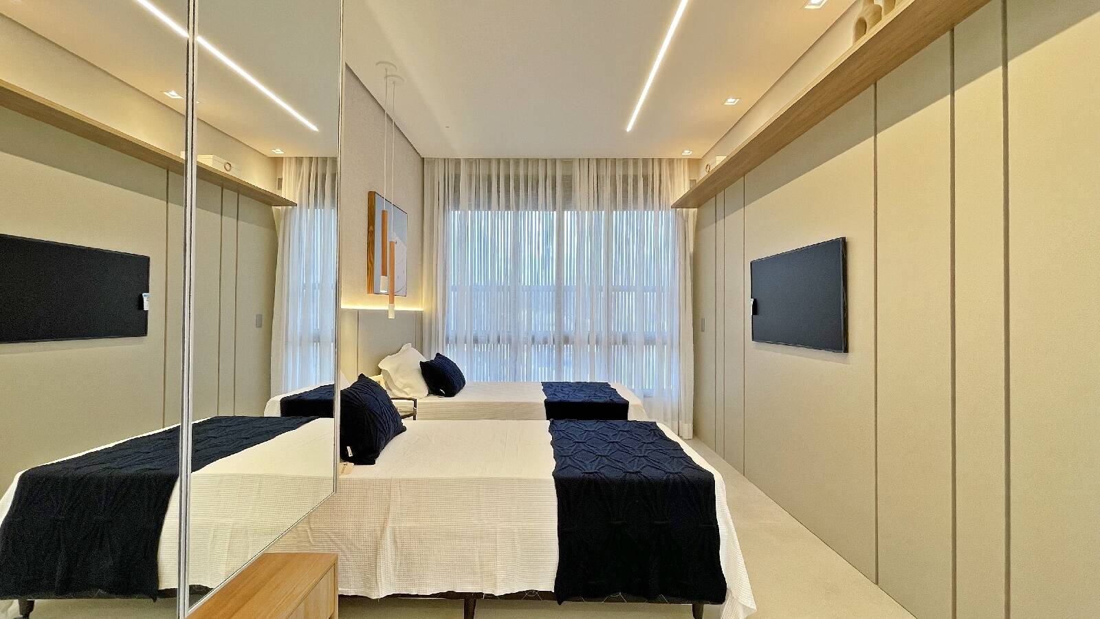 Casa à venda com 6 quartos, 415m² - Foto 54