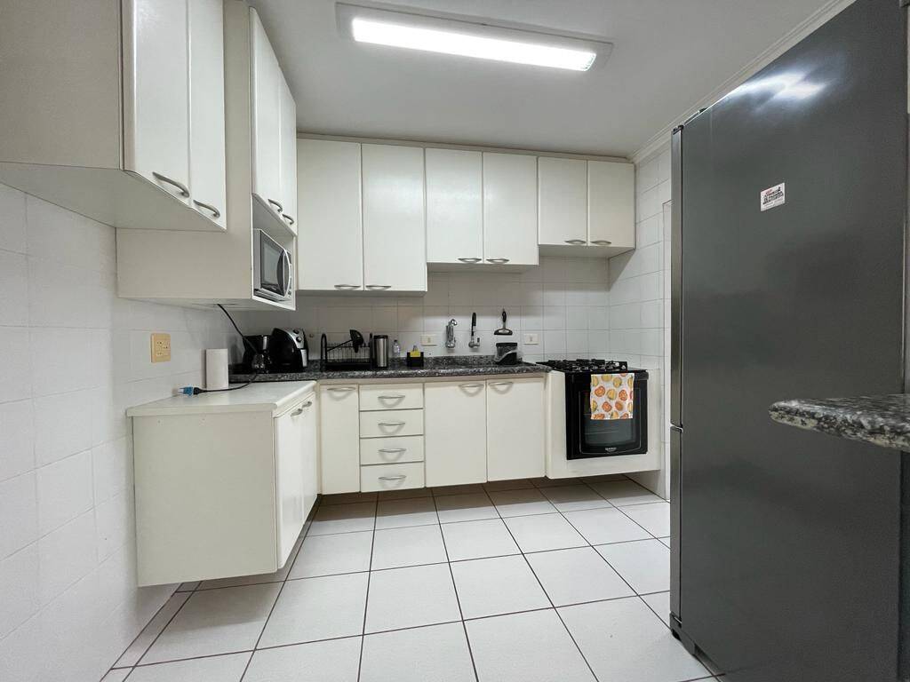 Apartamento à venda com 3 quartos, 107m² - Foto 5