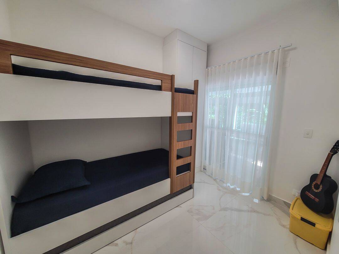 Apartamento à venda com 3 quartos, 161m² - Foto 17