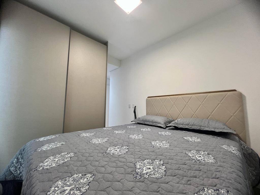 Apartamento à venda com 3 quartos, 130m² - Foto 23