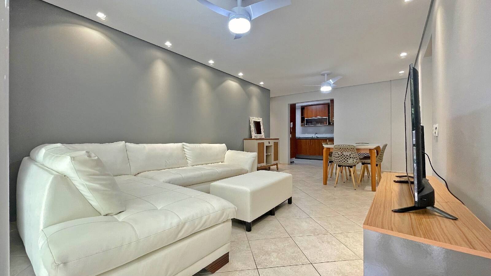 Apartamento à venda com 3 quartos, 94m² - Foto 8