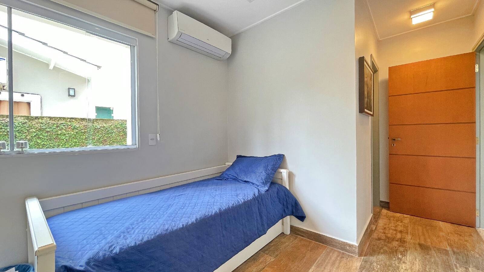 Casa à venda com 4 quartos, 250m² - Foto 18