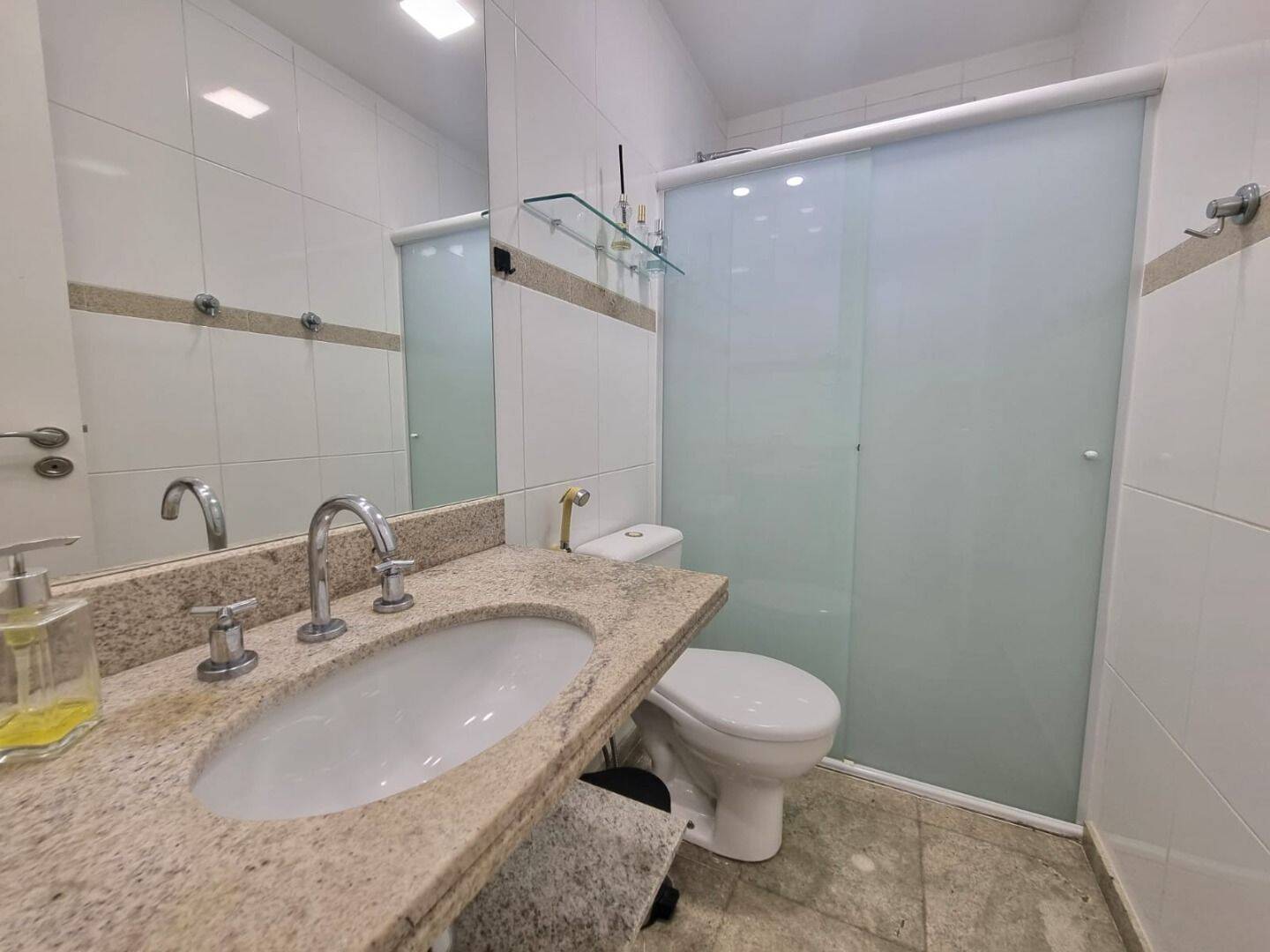 Apartamento à venda com 3 quartos, 121m² - Foto 15