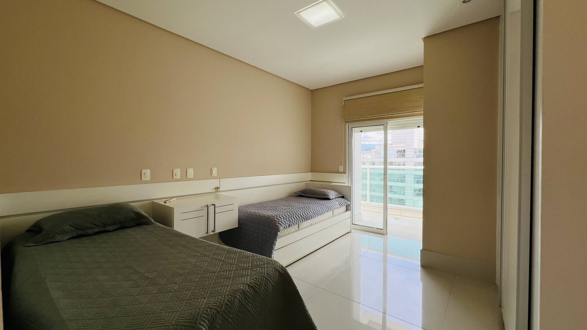 Cobertura à venda com 4 quartos, 300m² - Foto 55