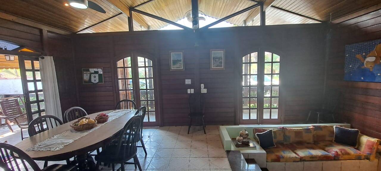 Casa à venda com 4 quartos, 213m² - Foto 10