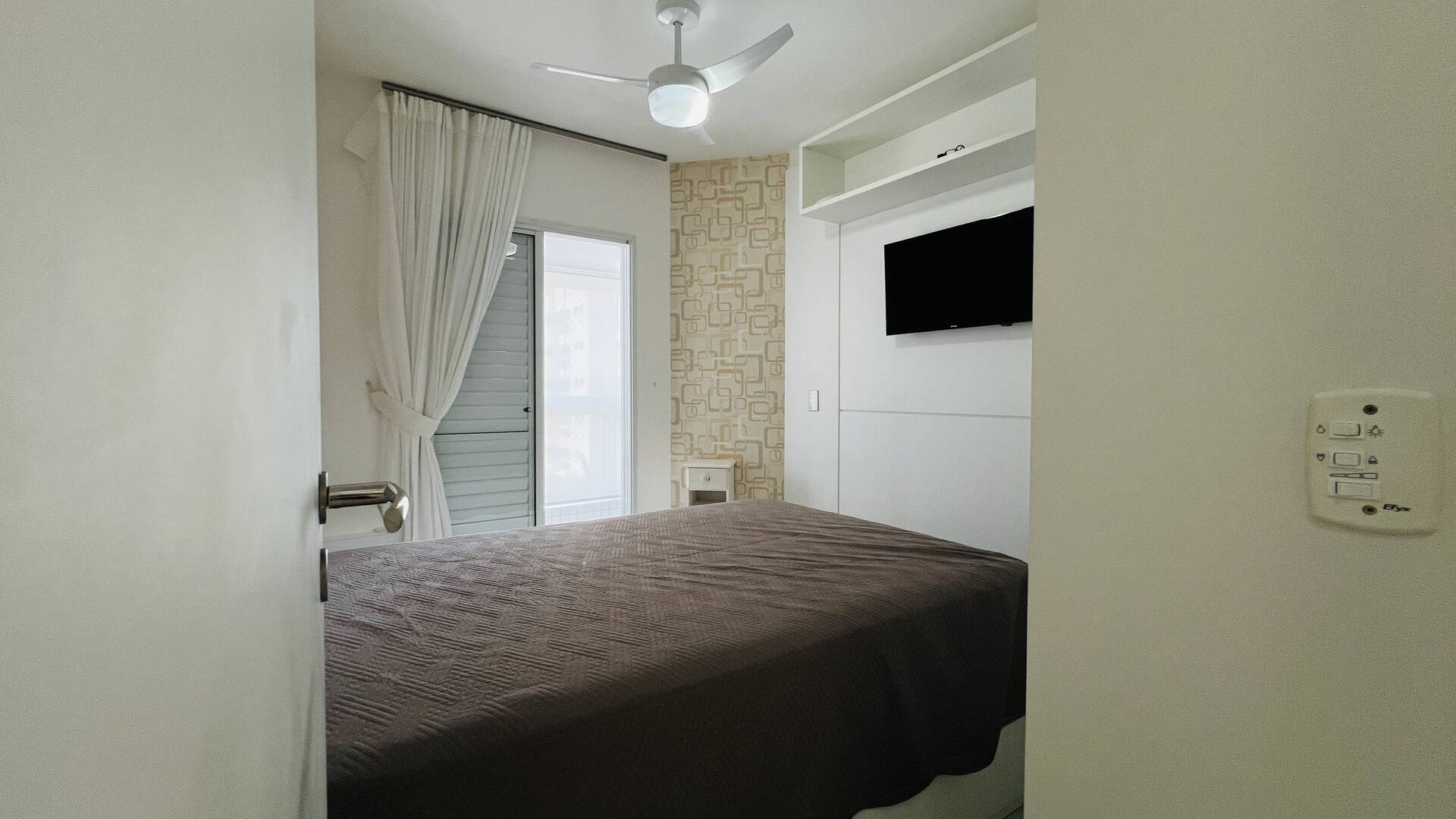 Apartamento à venda com 3 quartos, 105m² - Foto 6