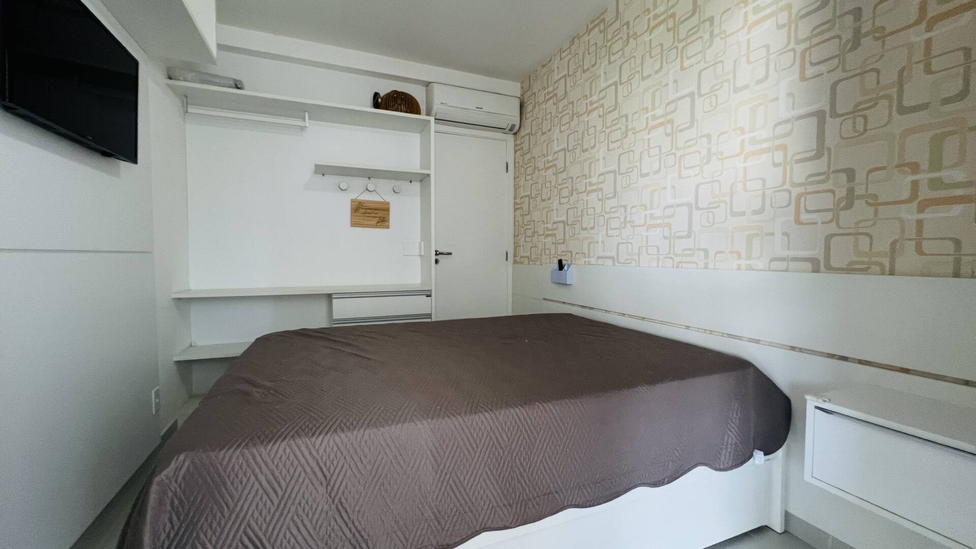 Apartamento à venda com 3 quartos, 105m² - Foto 18