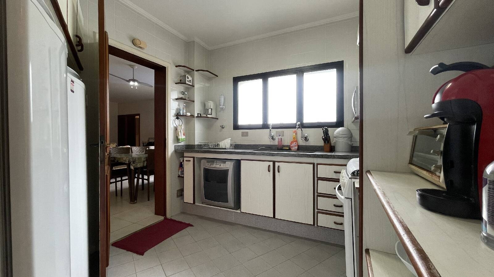 Apartamento à venda com 3 quartos, 135m² - Foto 12