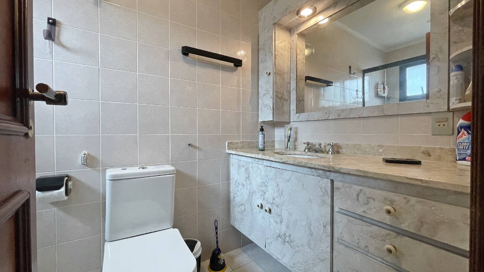 Apartamento à venda com 3 quartos, 135m² - Foto 15