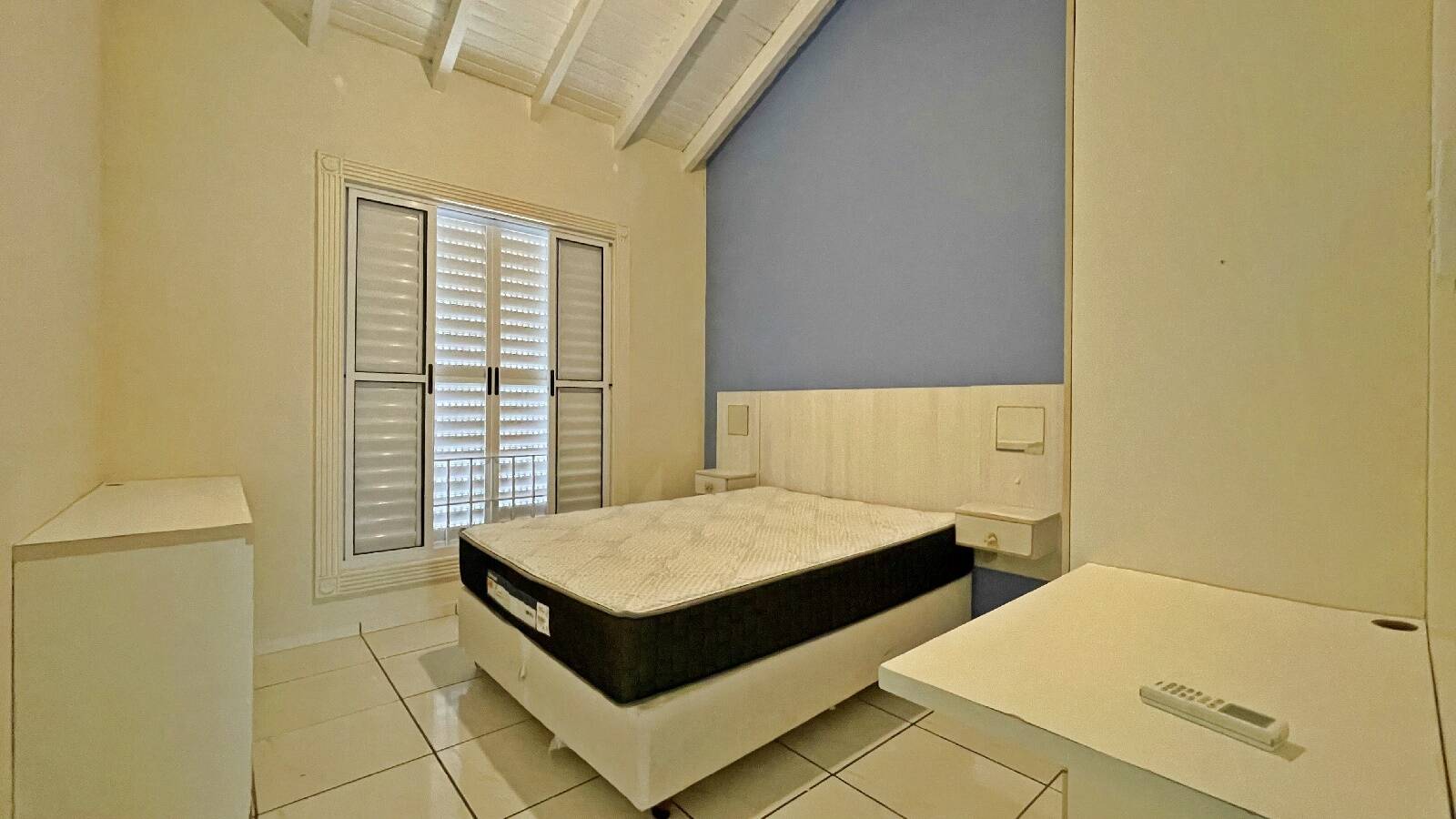 Casa à venda com 4 quartos, 240m² - Foto 21