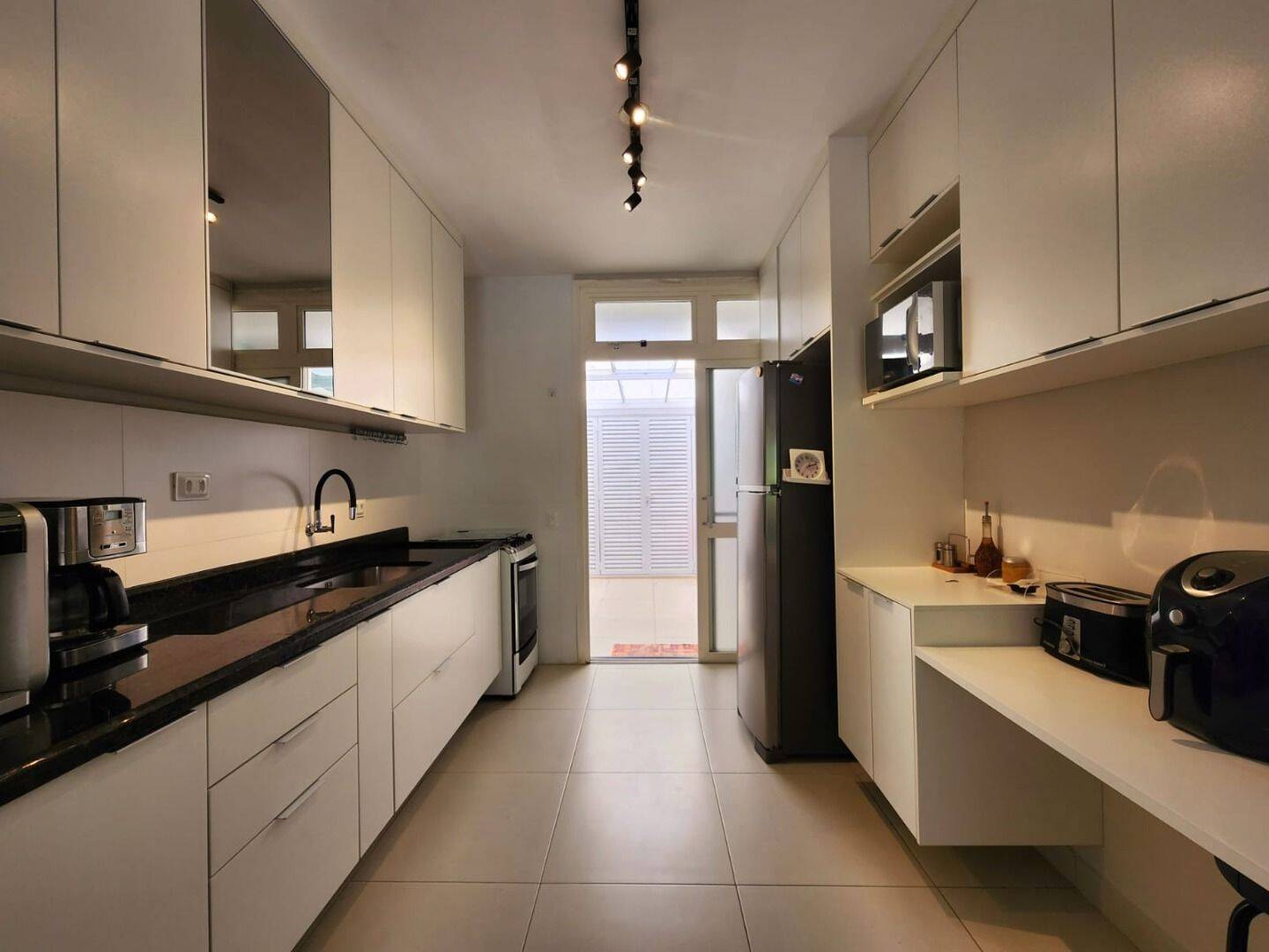 Casa à venda com 3 quartos, 129m² - Foto 13