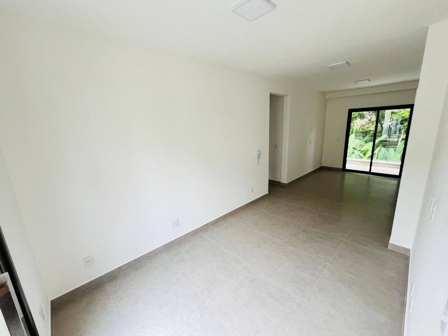 Casa à venda com 2 quartos, 68m² - Foto 16