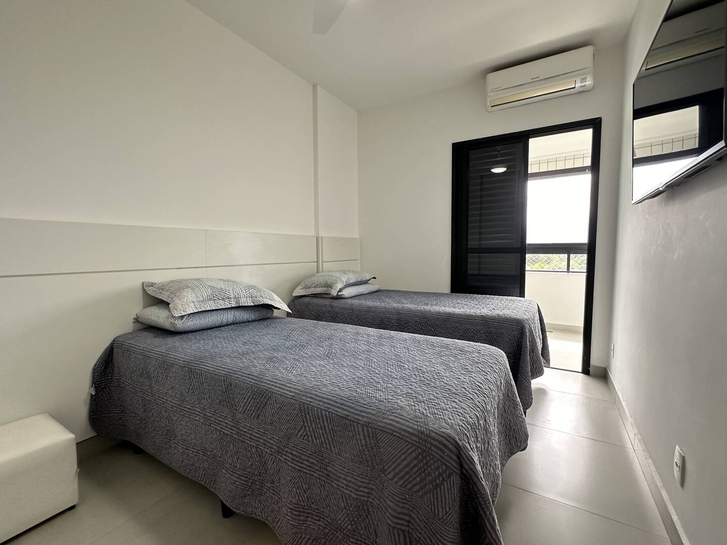 Apartamento à venda com 3 quartos, 90m² - Foto 8