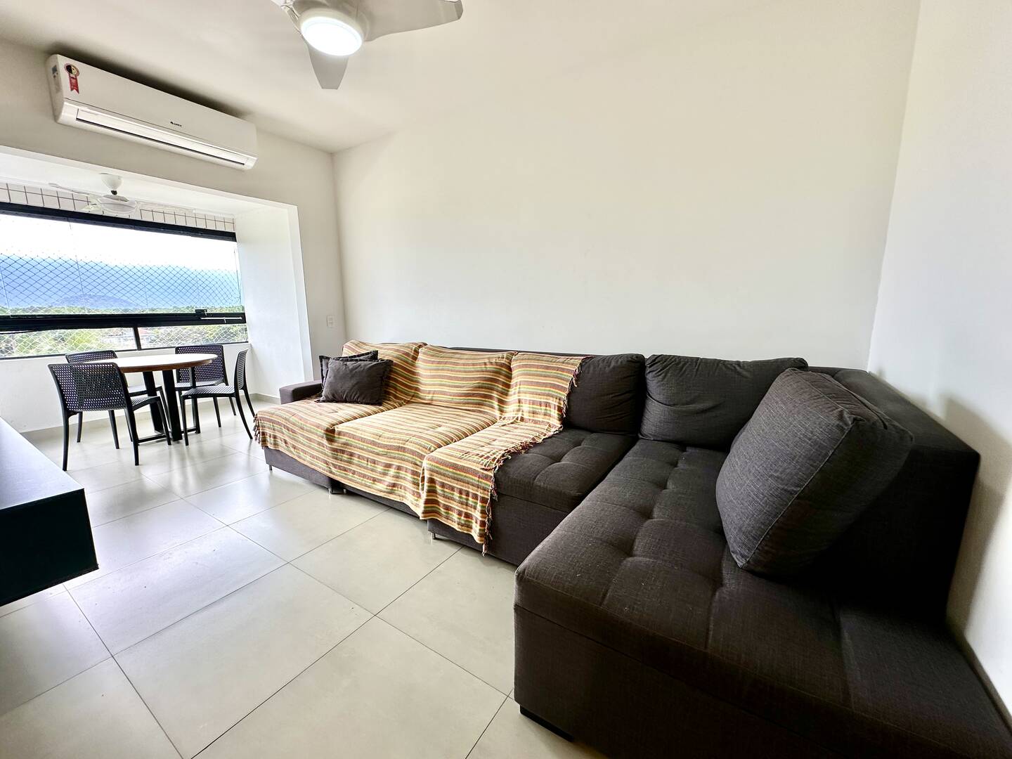 Apartamento à venda com 3 quartos, 90m² - Foto 14