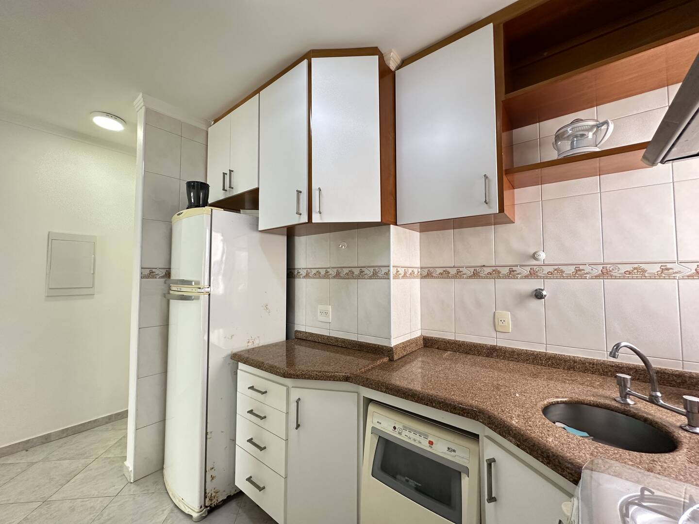 Apartamento à venda com 33 quartos, 85m² - Foto 19