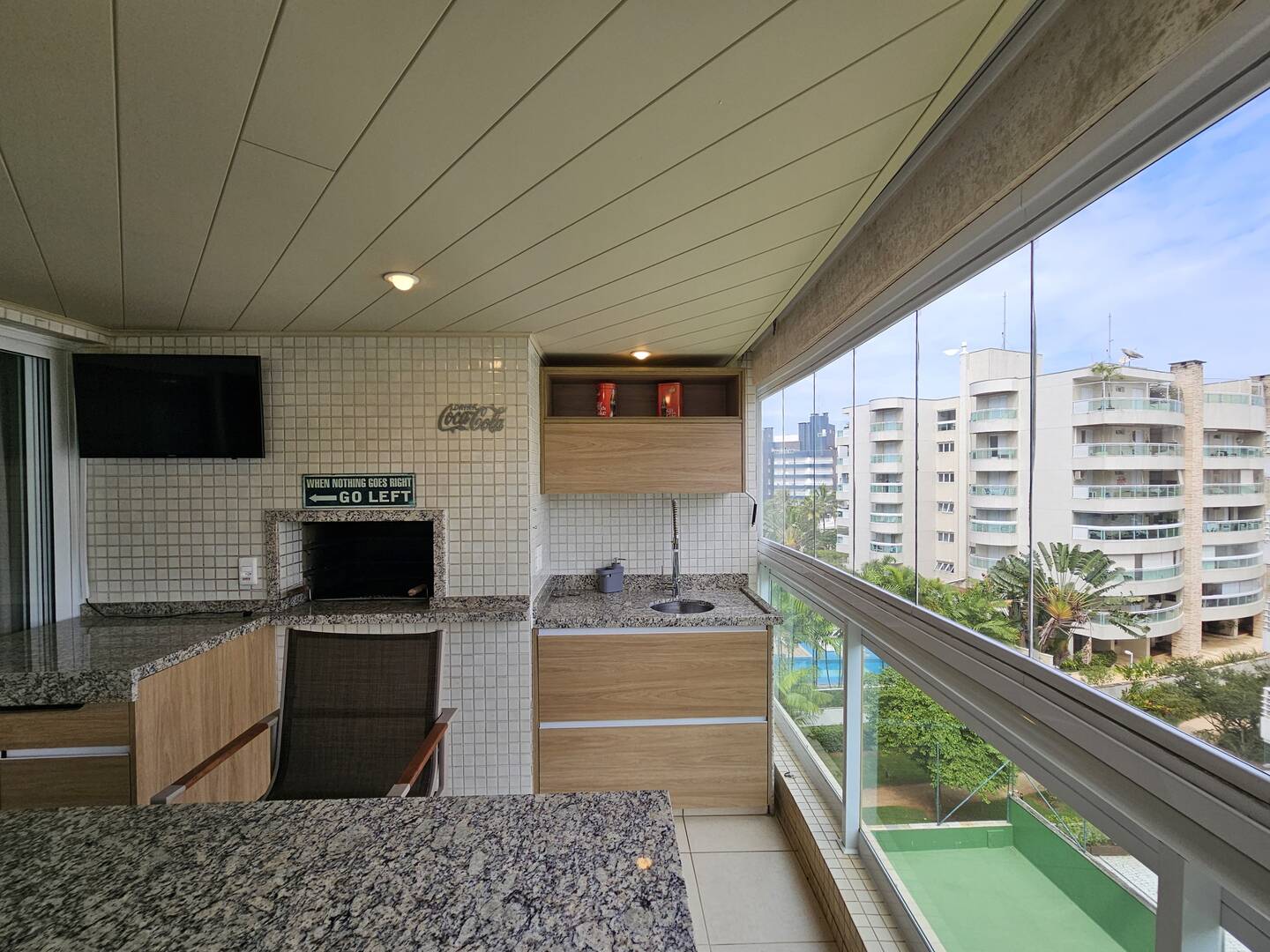 Apartamento à venda com 4 quartos, 186m² - Foto 18