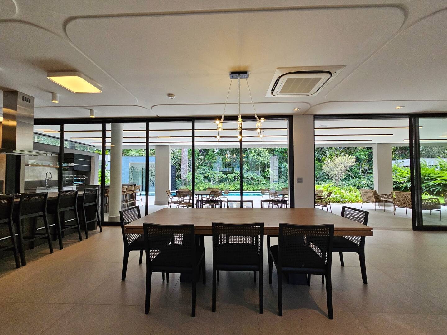 Casa à venda com 6 quartos, 638m² - Foto 4