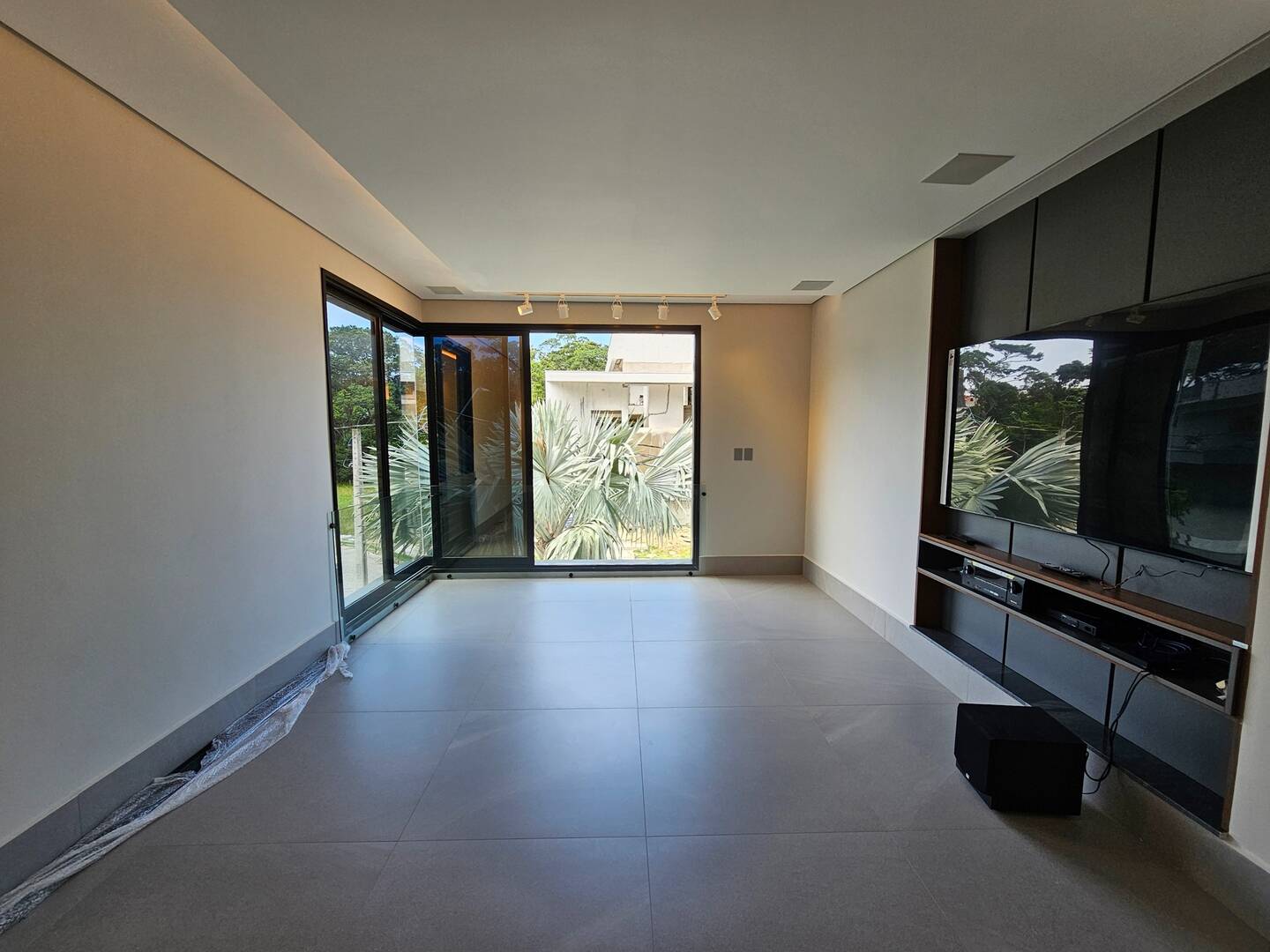 Casa à venda com 6 quartos, 638m² - Foto 17