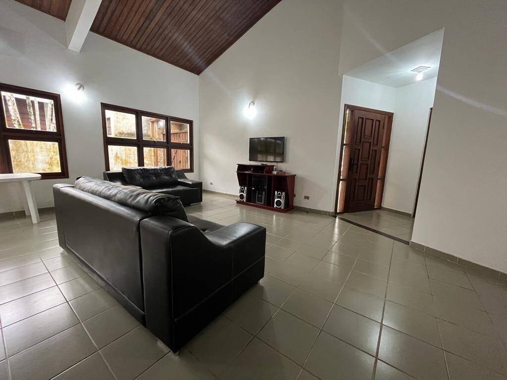 Casa à venda com 3 quartos, 197m² - Foto 8