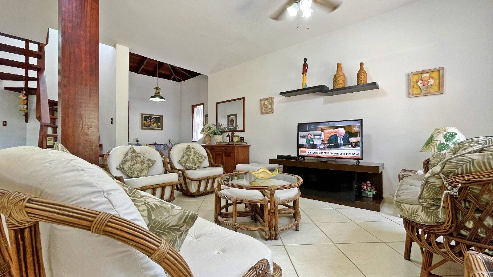 Casa à venda com 3 quartos, 201m² - Foto 6