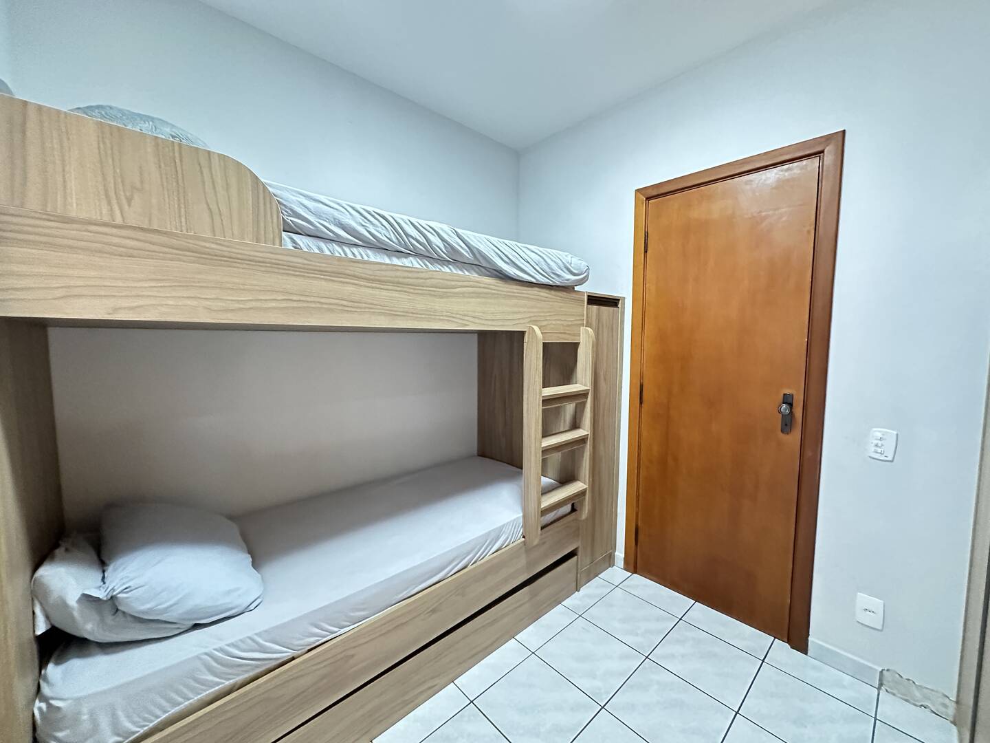 Apartamento à venda com 2 quartos, 78m² - Foto 23